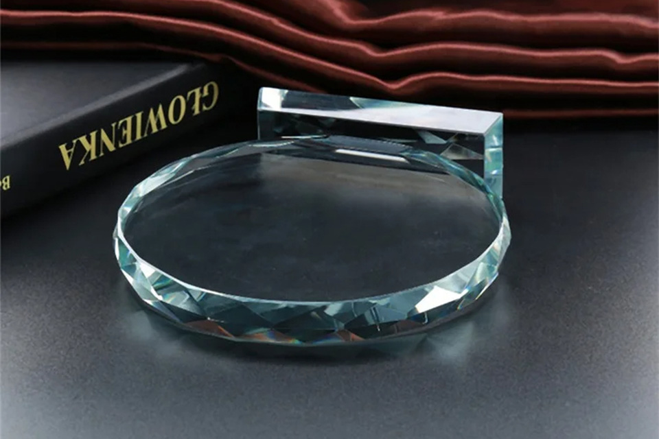 Acrylic Award Trophies 03