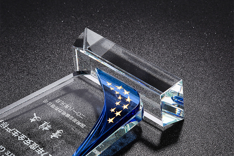 Custom Acrylic Awards 02