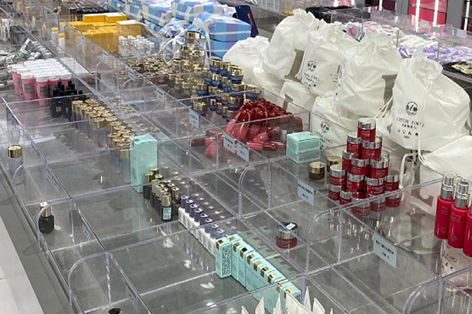 Custom Acrylic Display