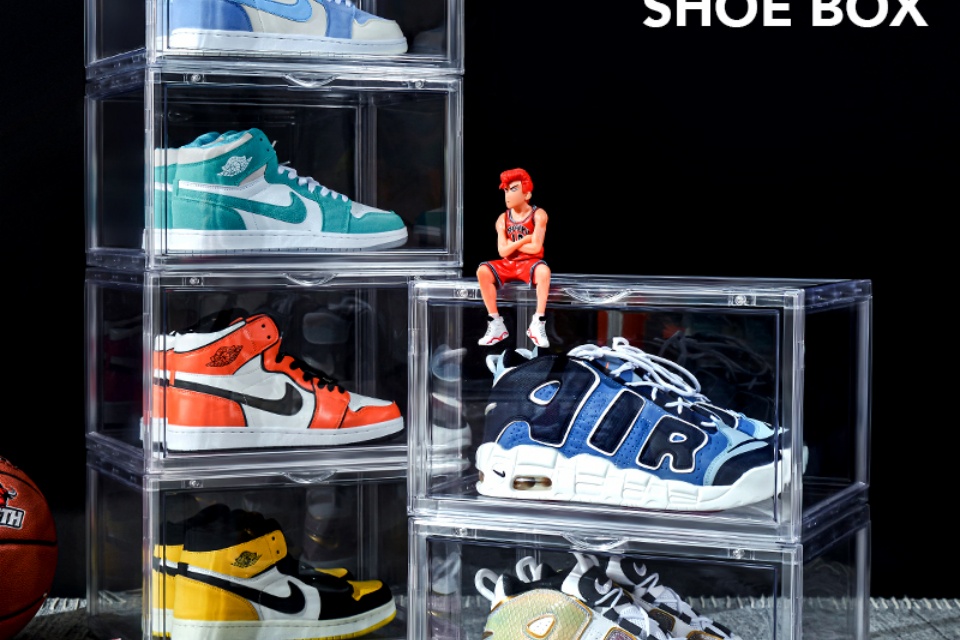 Custom Acrylic Boxes