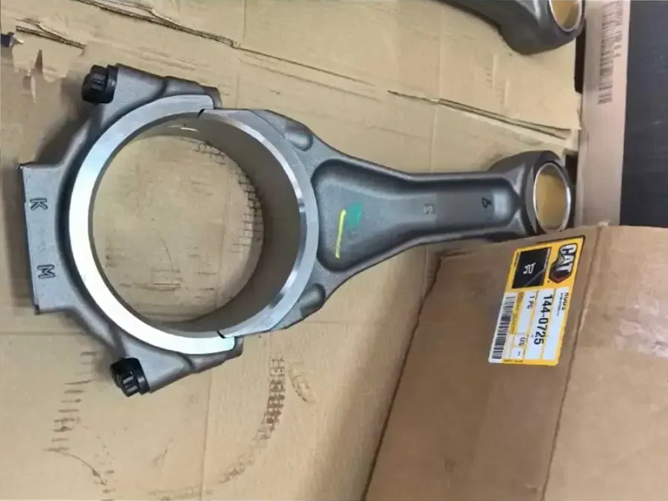 Genuine vs Aftermarket: How to Identify a Real CAT 144-0725 Connecting Rod for 3500 & 3516 Engines 2 Genuine vs Aftermarket